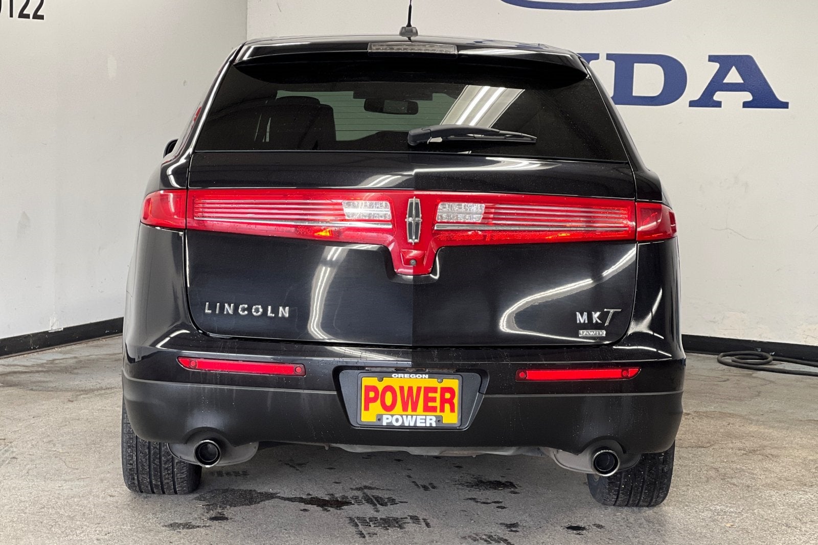 2019 Lincoln MKT Standard