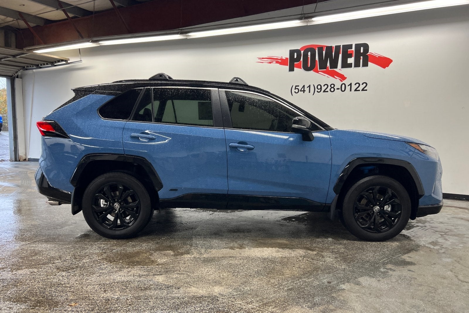 2025 Toyota RAV4 Hybrid XSE