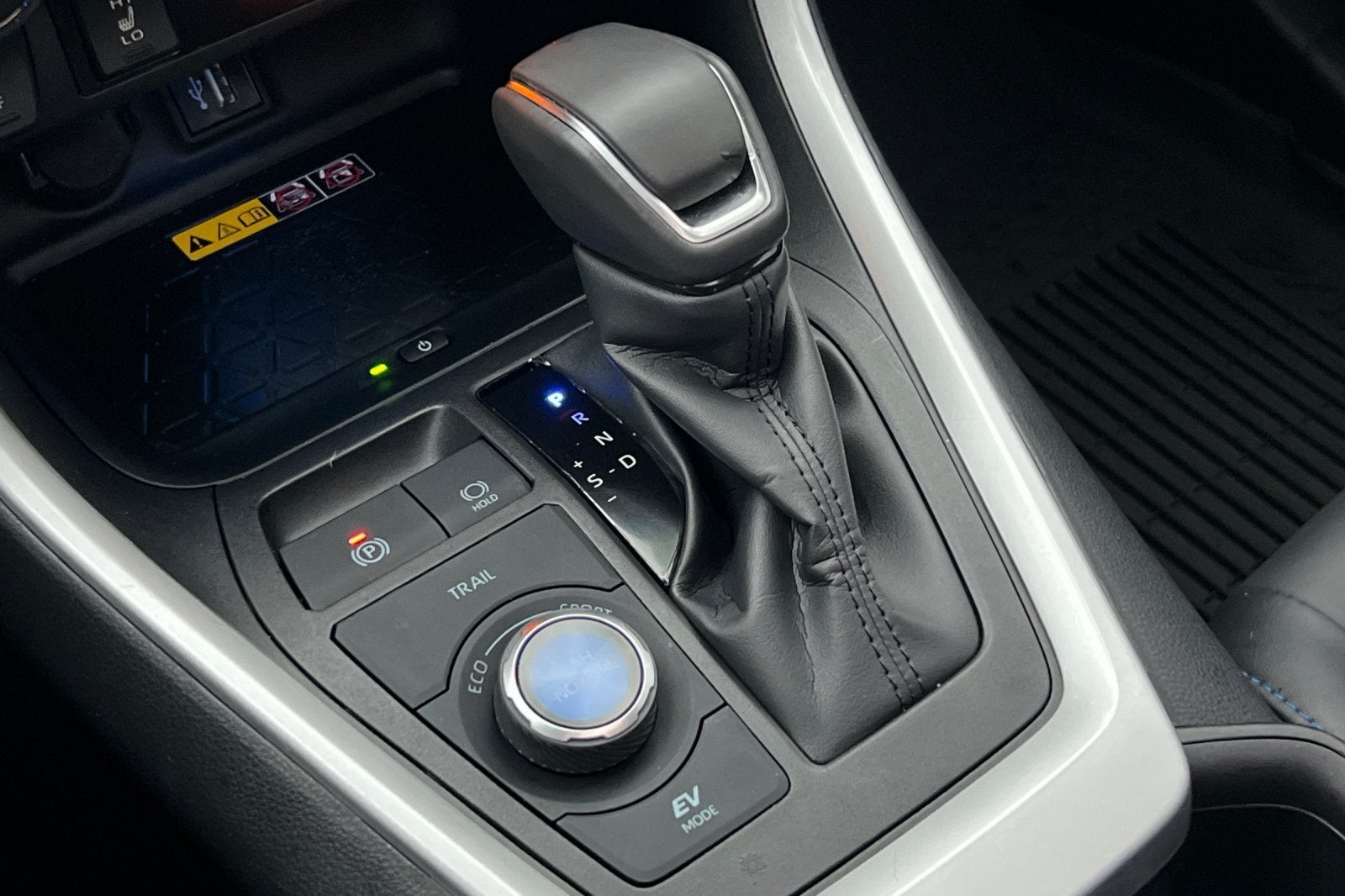 2025 Toyota RAV4 Hybrid XSE