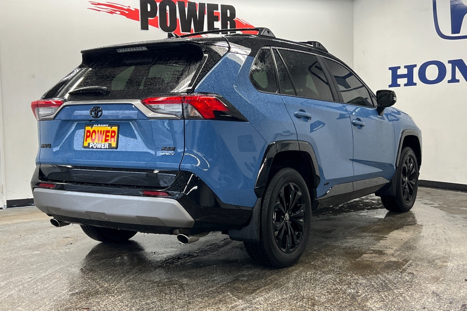 2025 Toyota RAV4 Hybrid XSE
