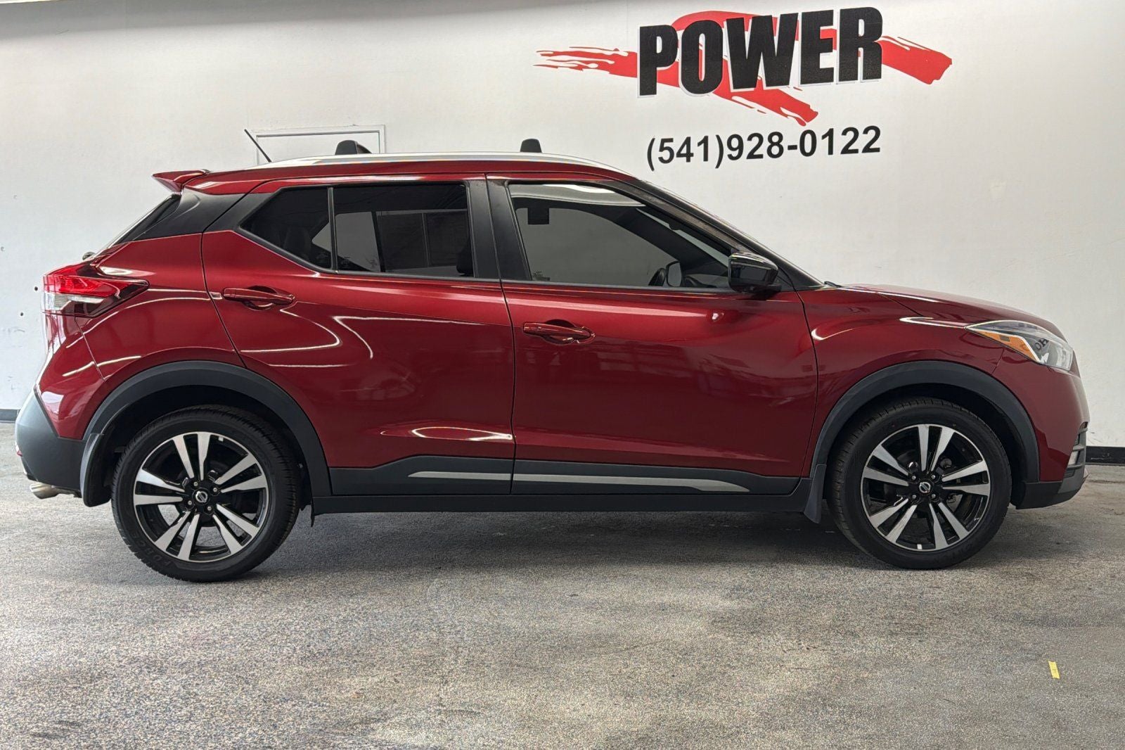 2020 Nissan Kicks SR