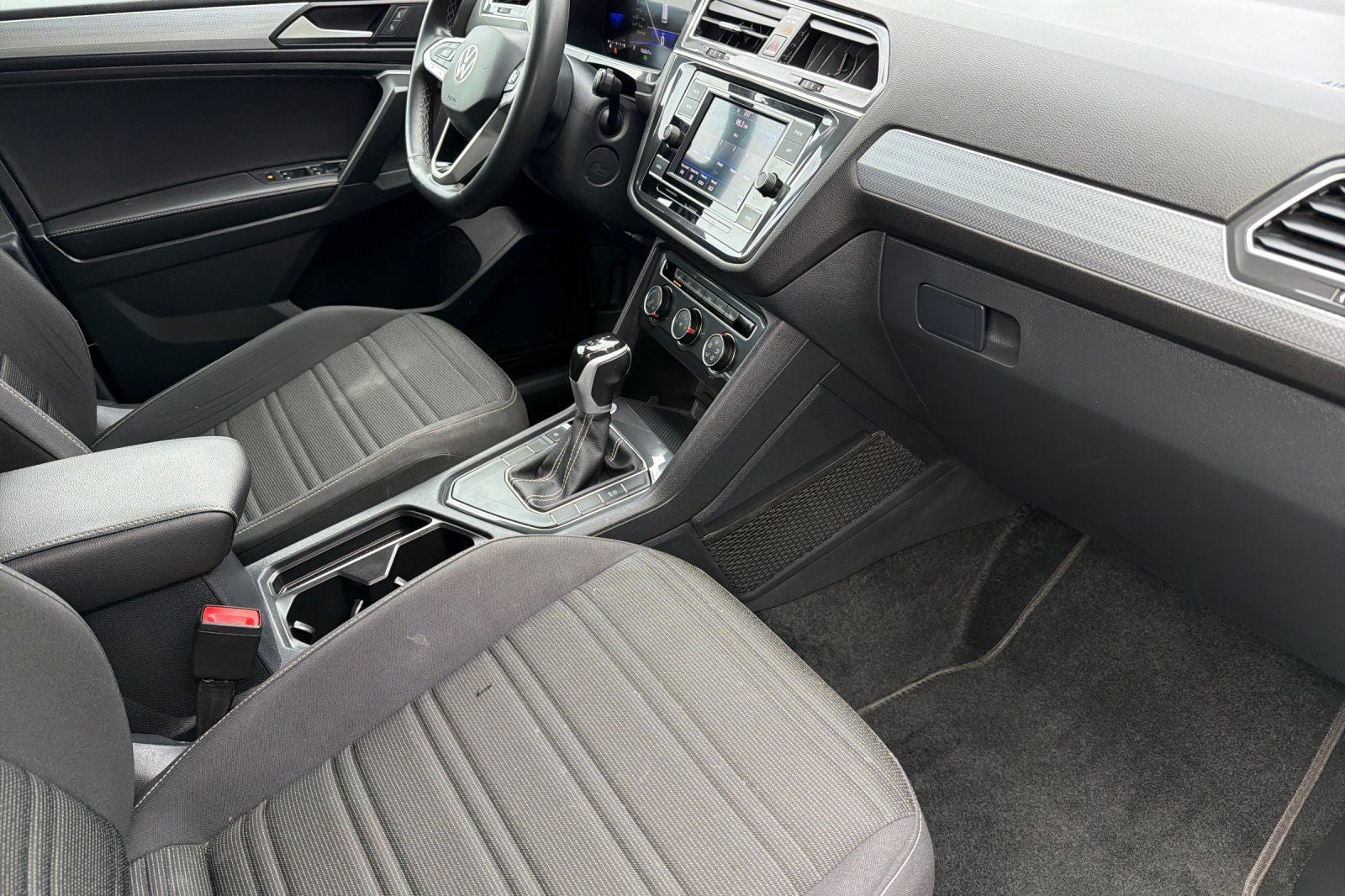 2024 Volkswagen Tiguan 2.0T S