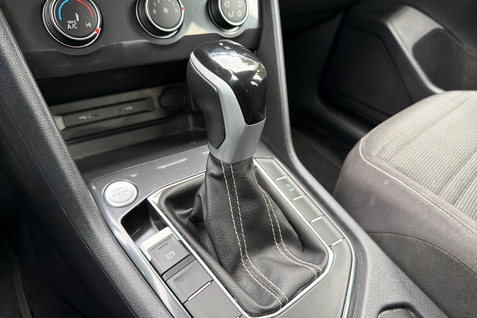 2024 Volkswagen Tiguan 2.0T S