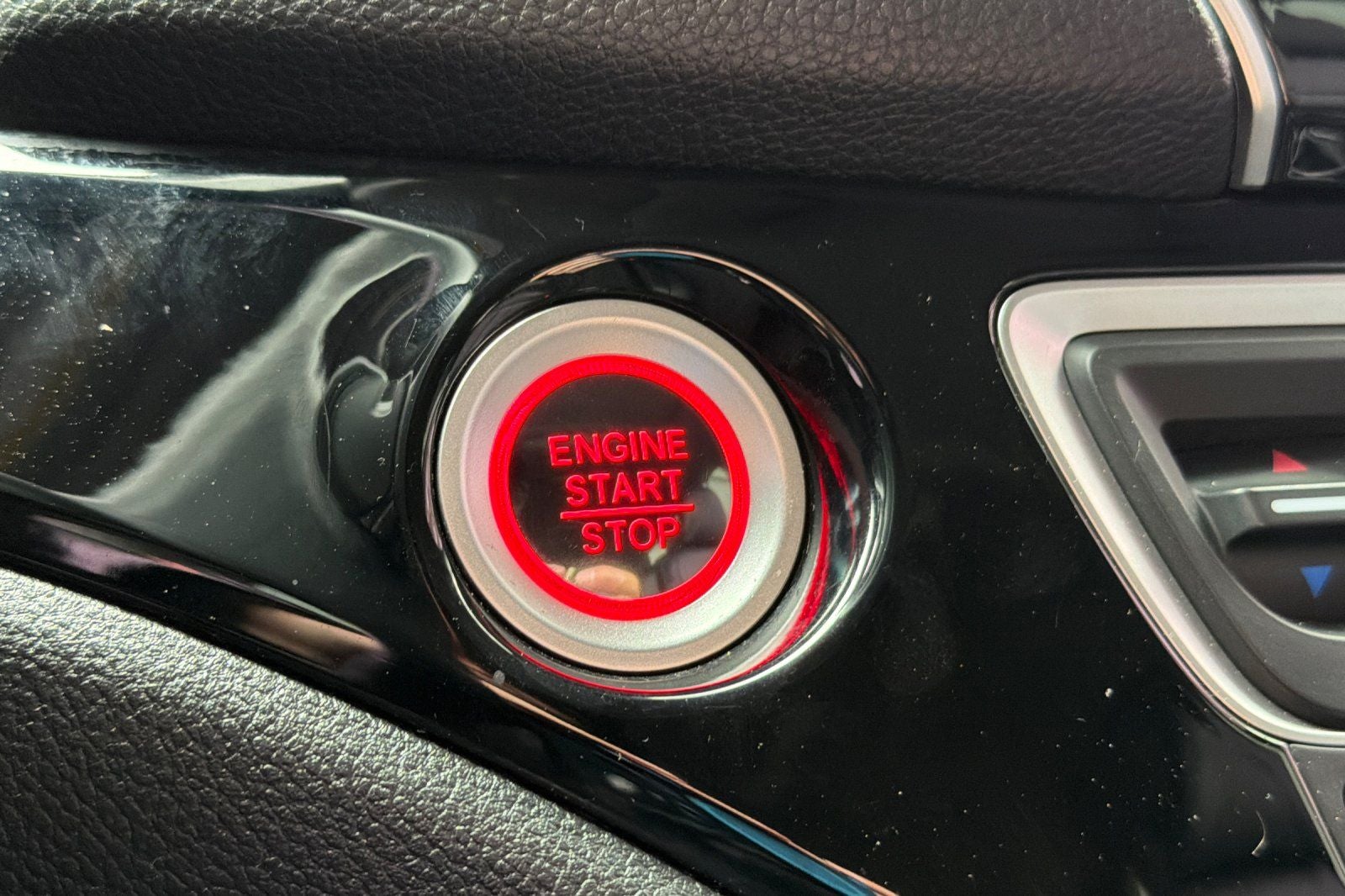 2019 Honda Pilot Touring 8 Passenger