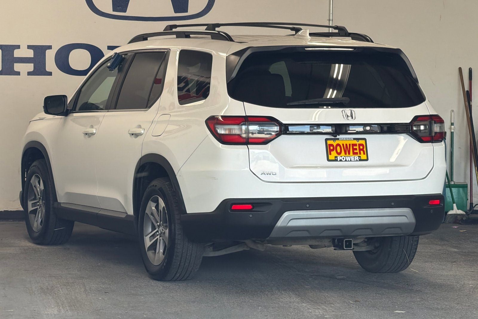 2023 Honda Pilot EX-L 8 Passenger