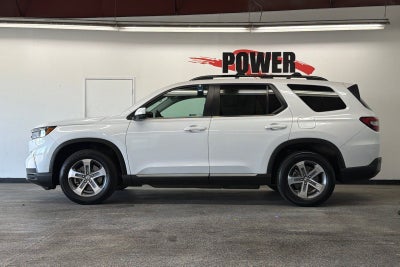 2023 Honda Pilot EX-L 8 Passenger