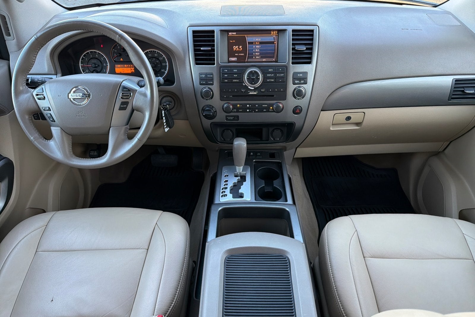 2015 Nissan Armada SV