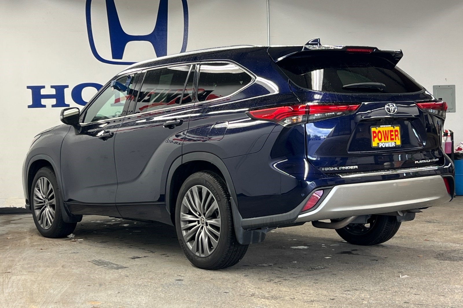 2022 Toyota Highlander Platinum