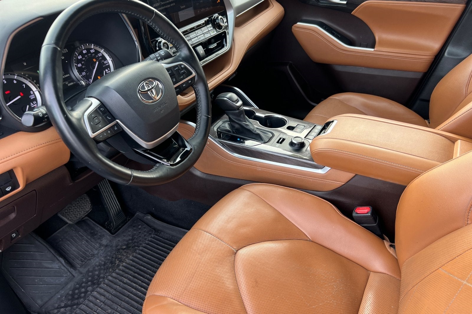 2022 Toyota Highlander Platinum