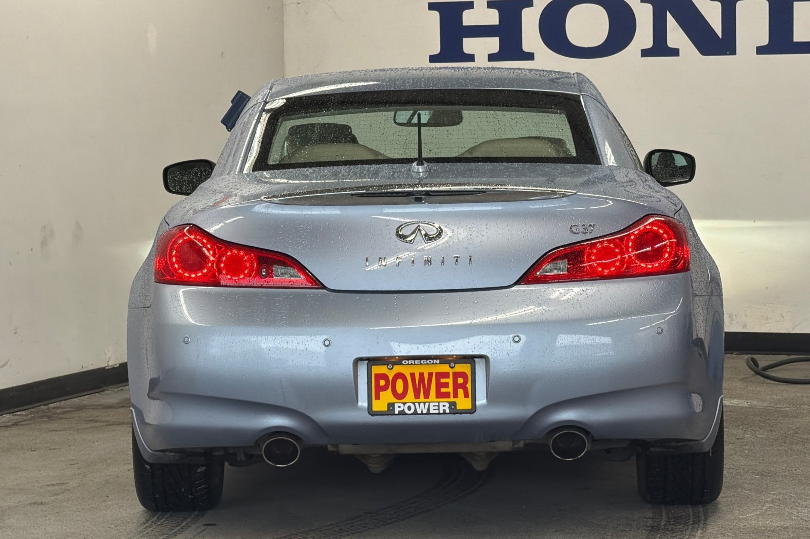 2011 INFINITI G37 Base