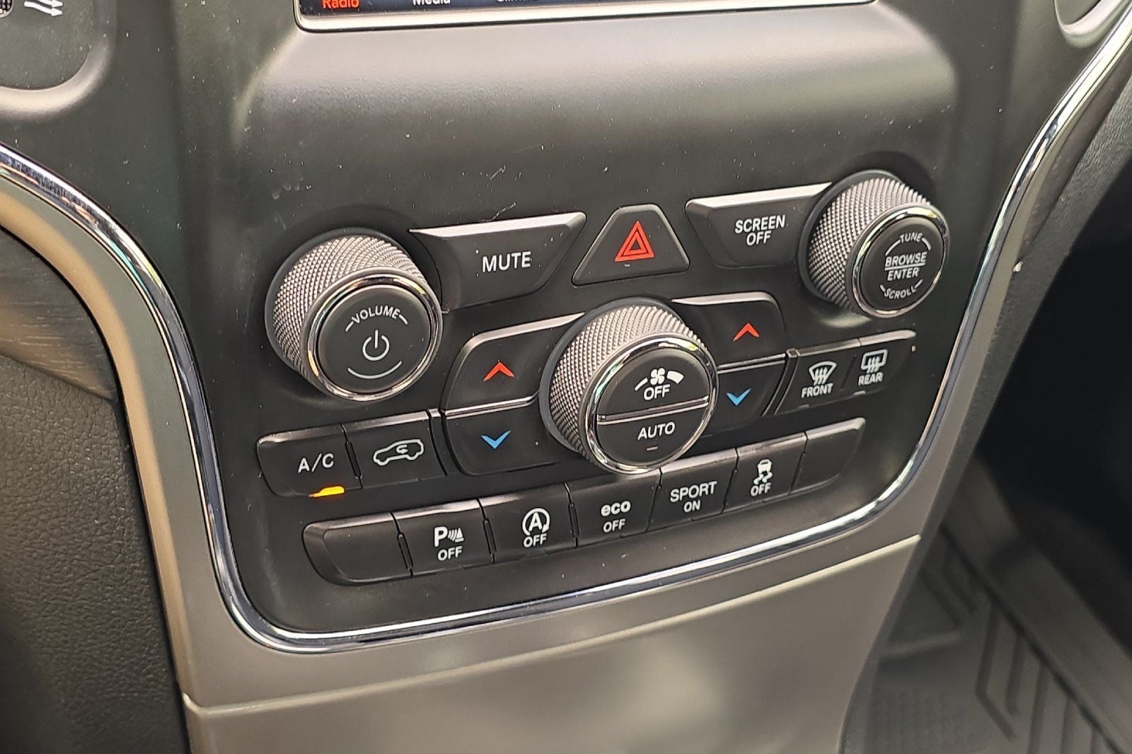 2018 Jeep Grand Cherokee Laredo E