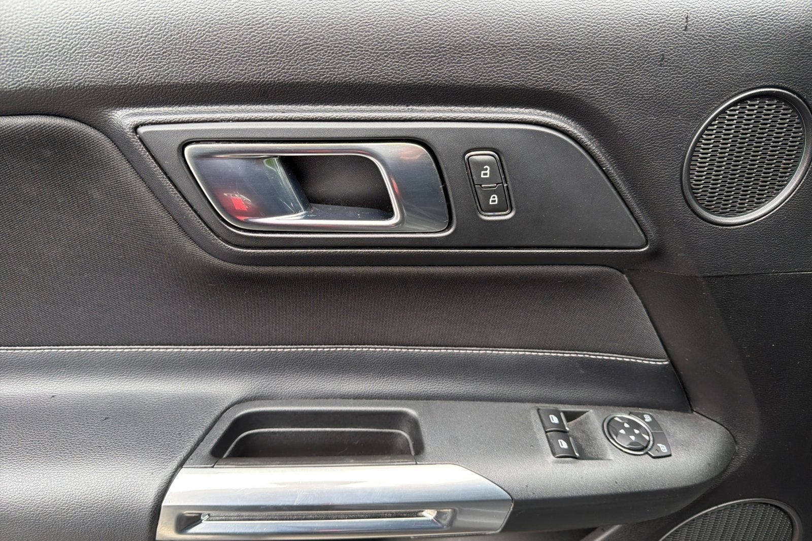 2021 Ford Mustang EcoBoost