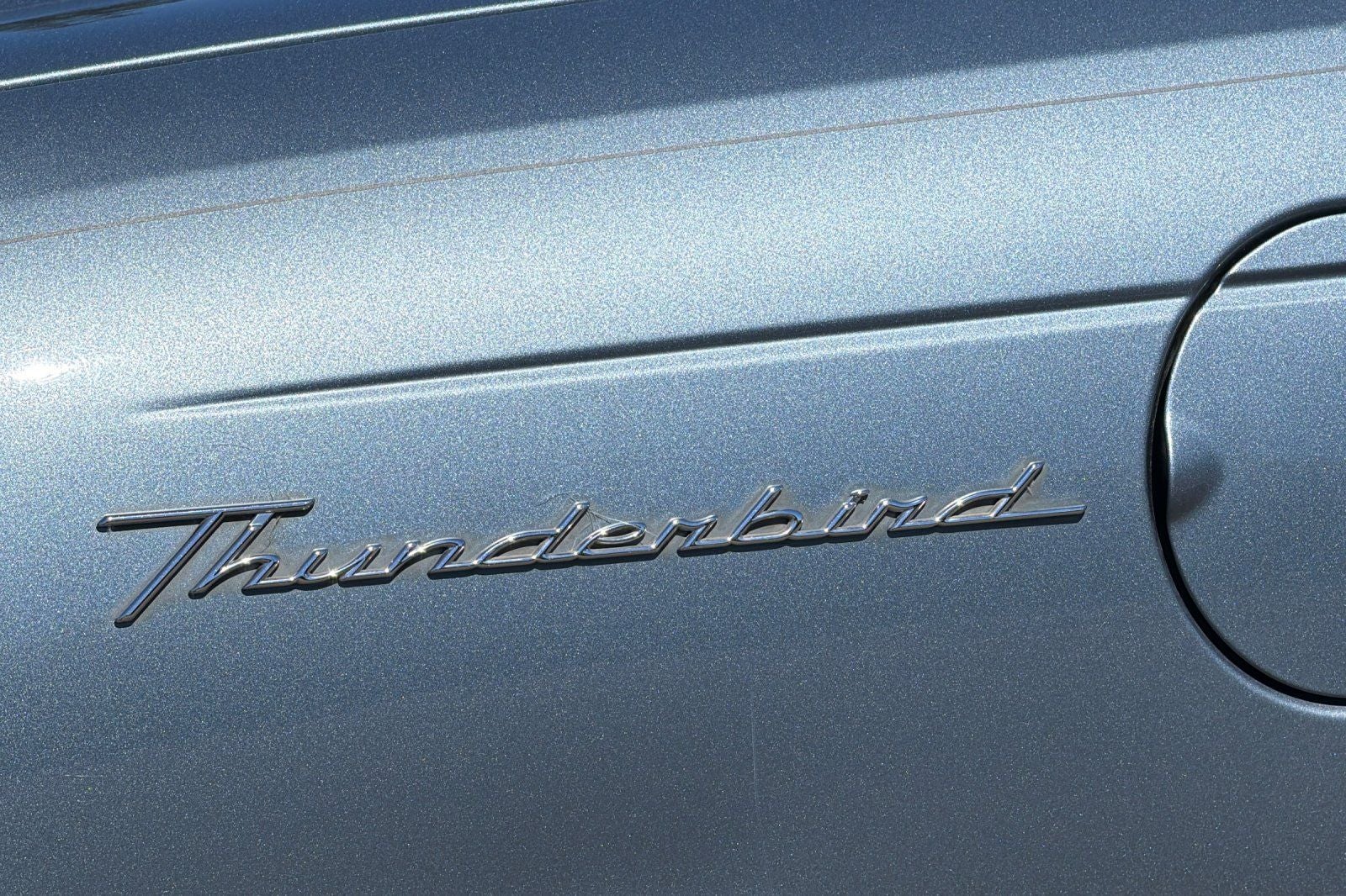 2005 Ford Thunderbird Base