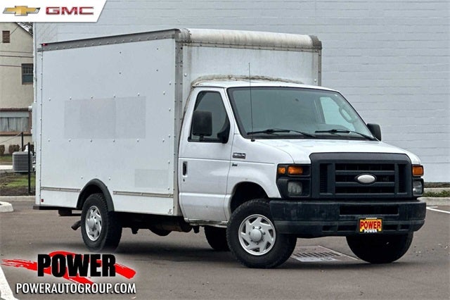 2014 Ford E-350SD Base Cutaway