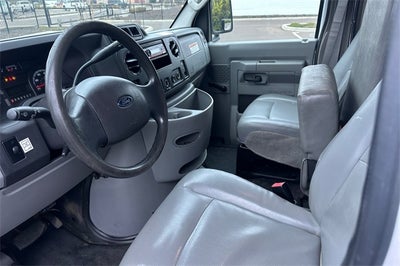 2014 Ford E-350SD Base Cutaway