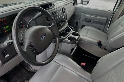 2016 Ford E-350 16 foot box van