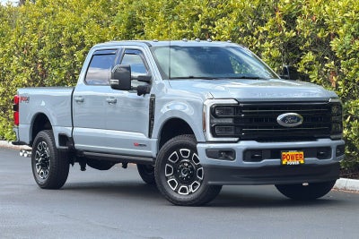 2025 Ford F-350SD Platinum