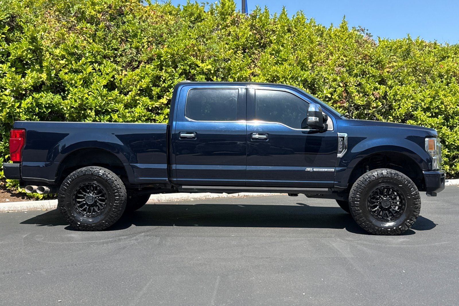 2022 Ford F-350SD Platinum