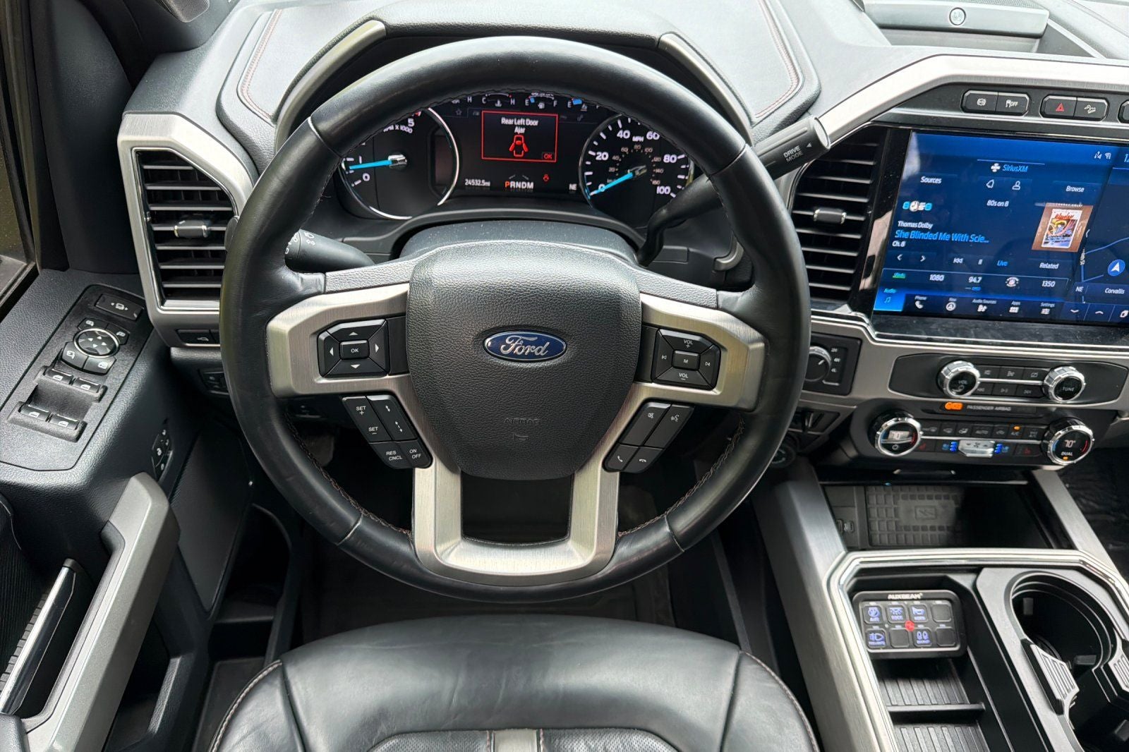 2022 Ford F-350SD Platinum