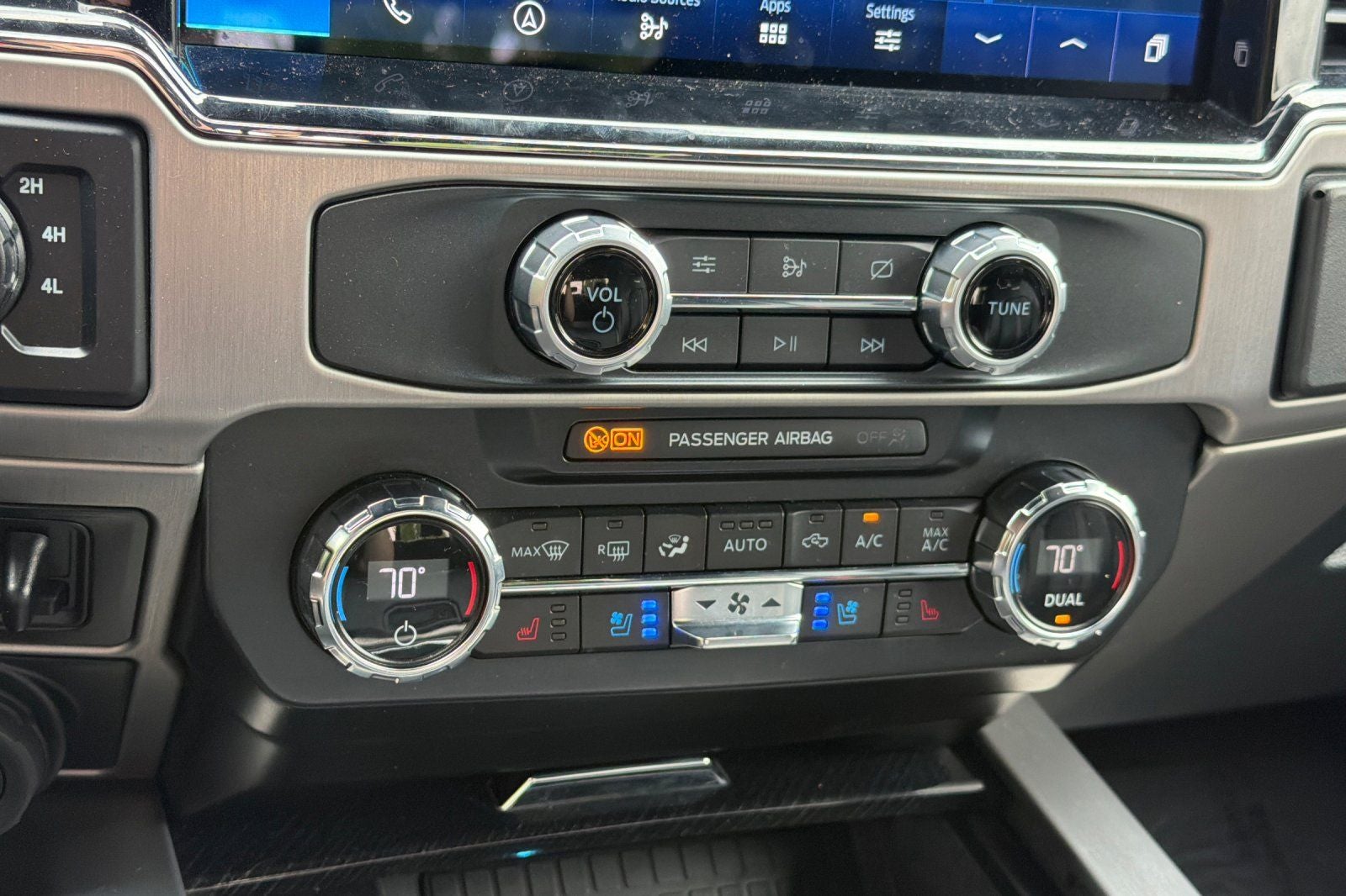 2022 Ford F-350SD Platinum