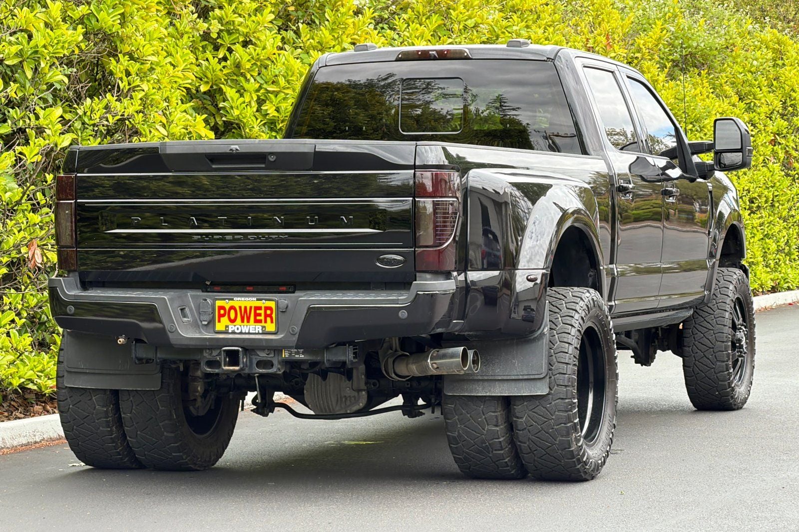 2022 Ford F-350SD Platinum