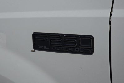 2001 Ford F-250SD XL Manual