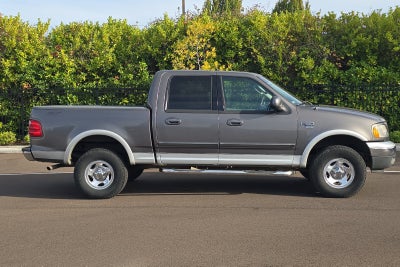 2002 Ford F-150 Base