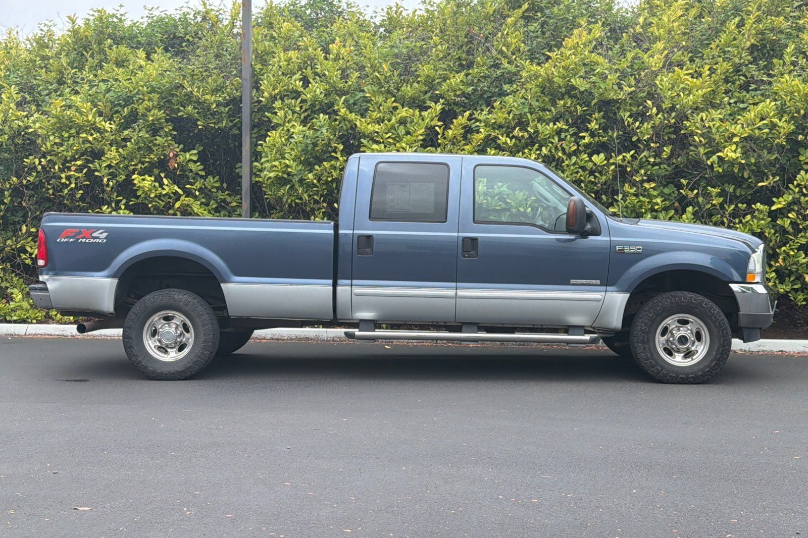 2004 Ford F-350SD Lariat