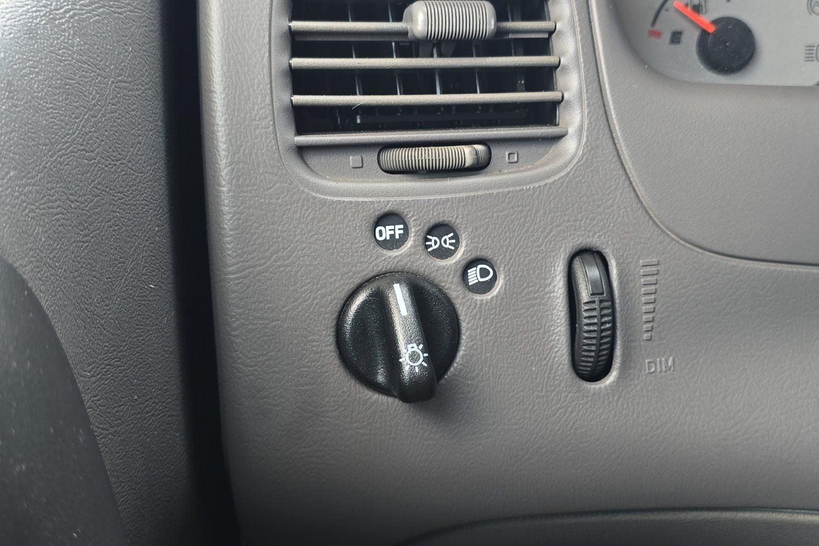 2003 Ford Ranger Base