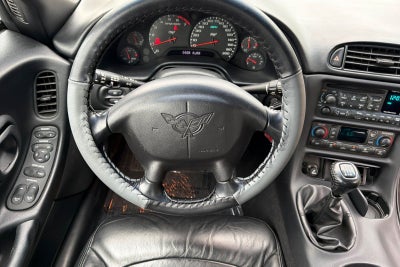 2003 Chevrolet Corvette Base