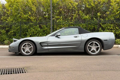 2003 Chevrolet Corvette Base