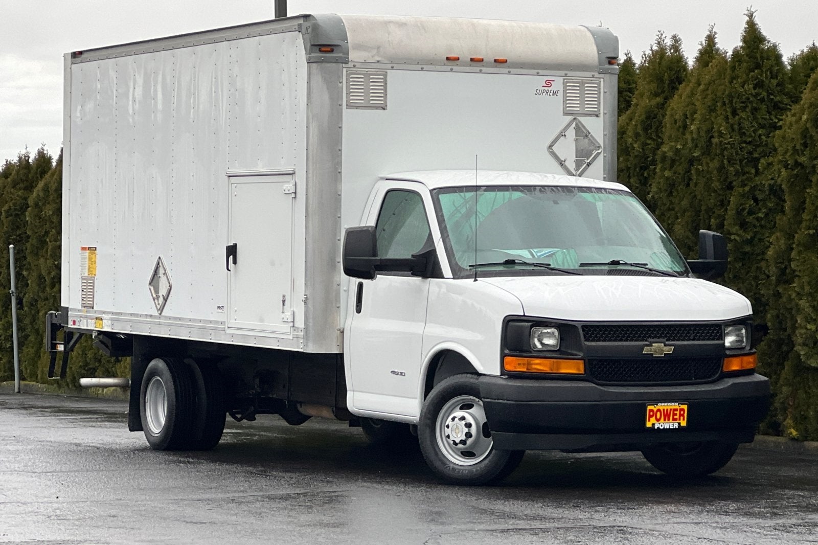 2017 Chevrolet Express 4500 Base Cutaway