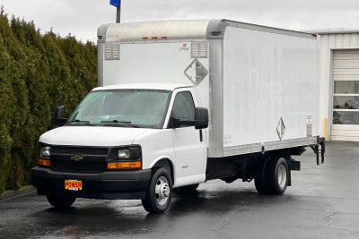 2017 Chevrolet Express 4500 Base Cutaway