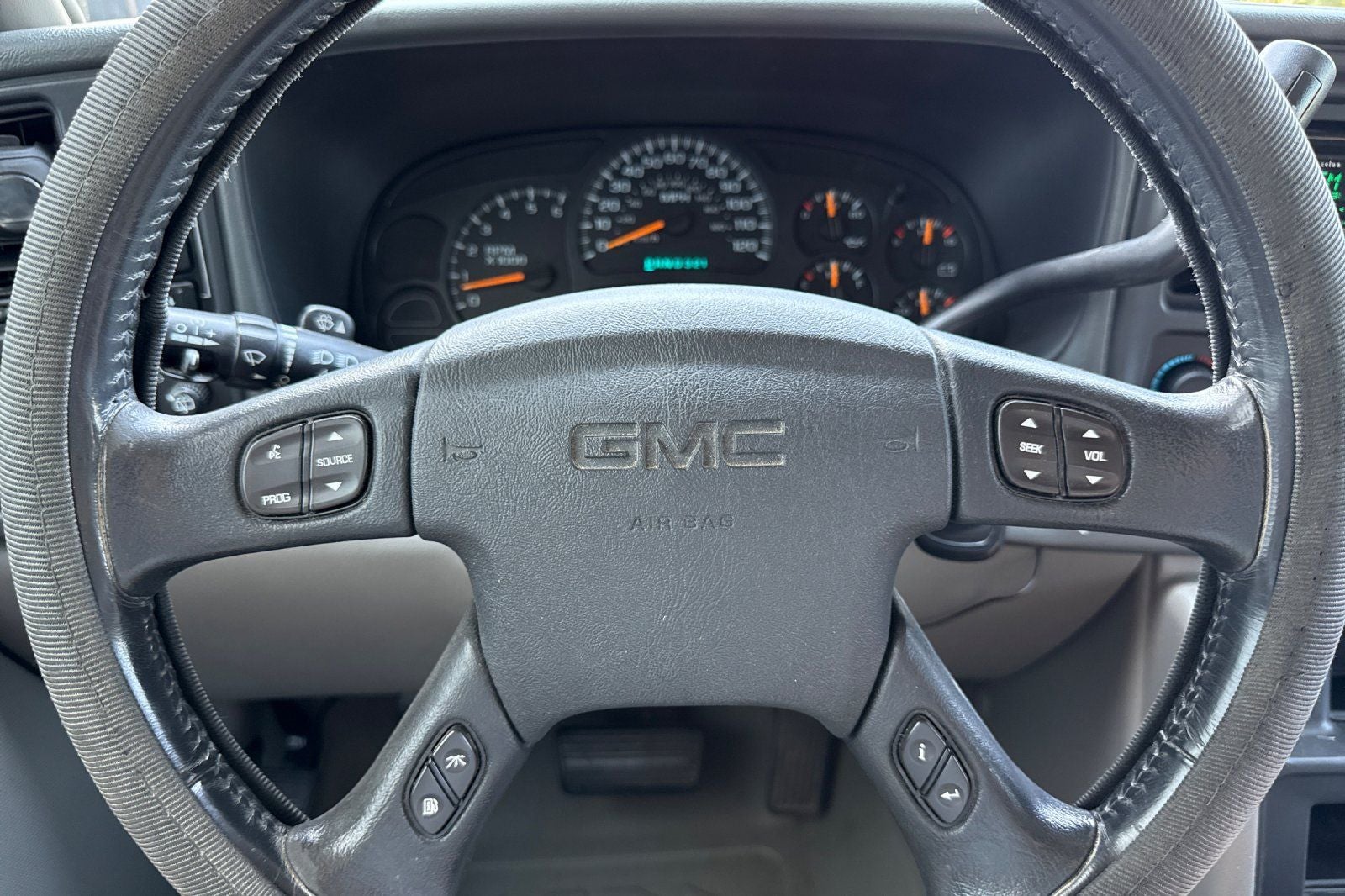 2005 GMC Yukon SLE