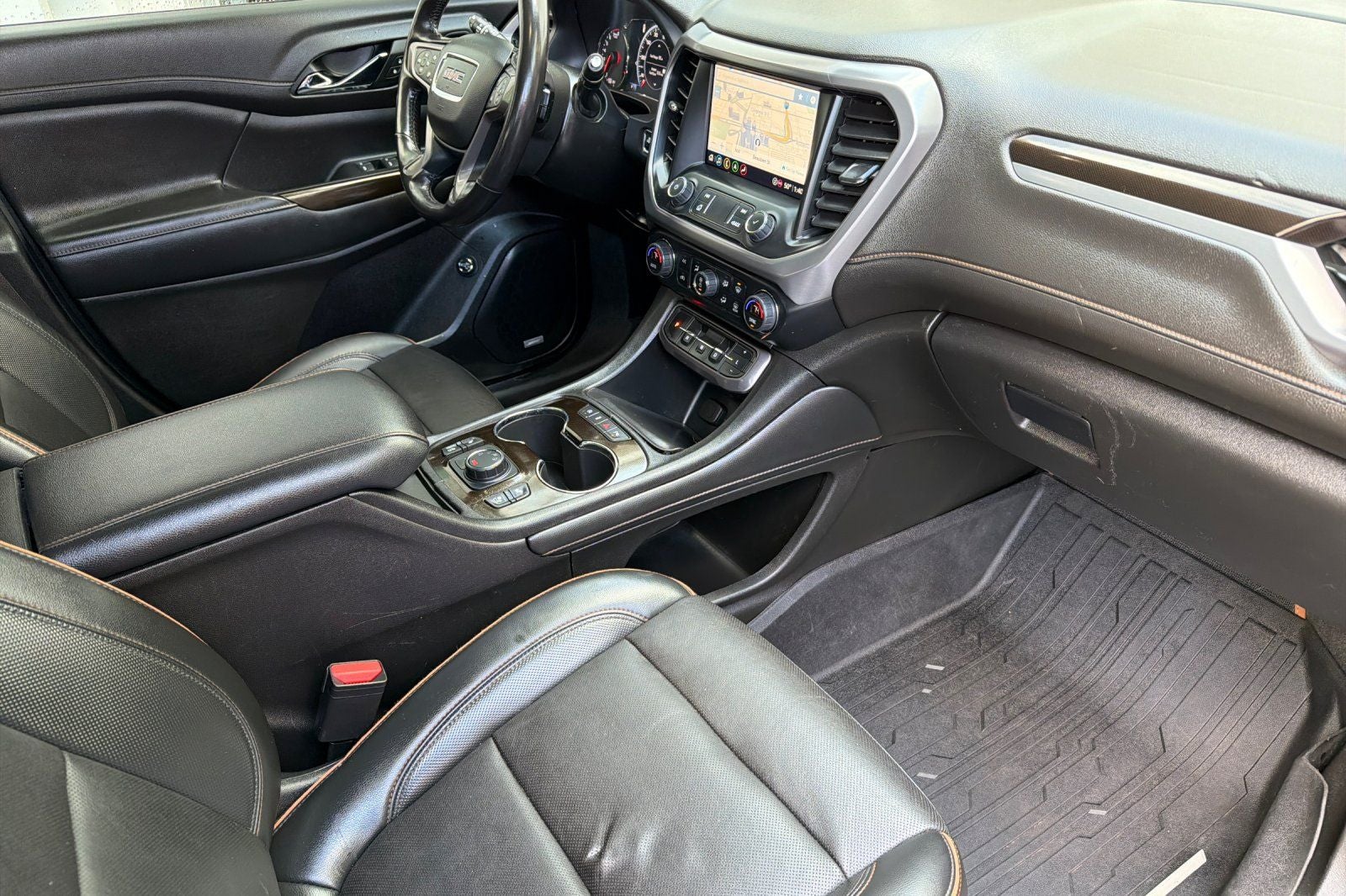 2022 GMC Acadia AT4