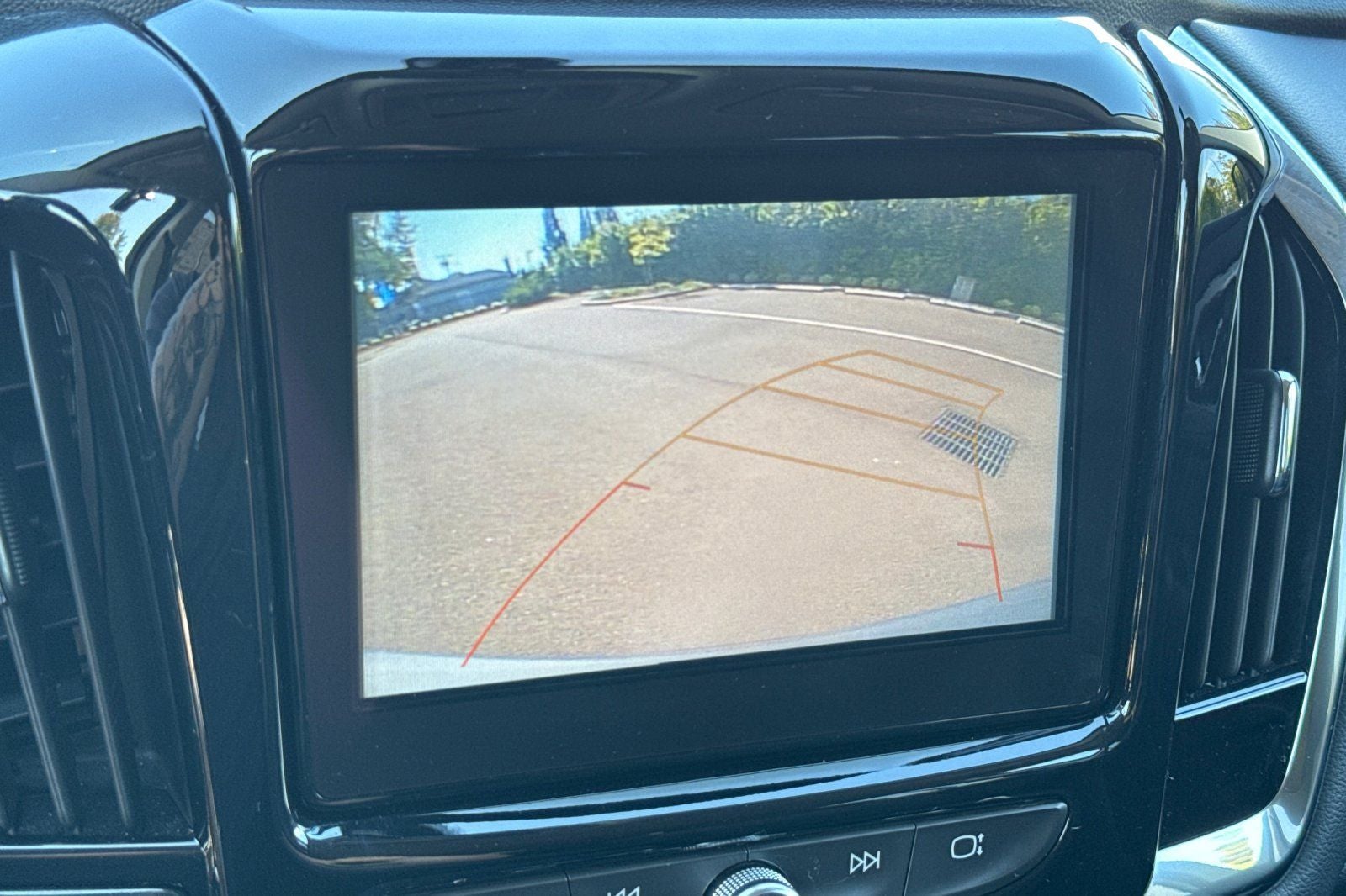 2019 Chevrolet Traverse LT Cloth w/1LT