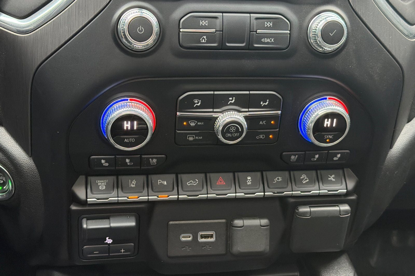 2022 GMC Sierra 3500HD Denali