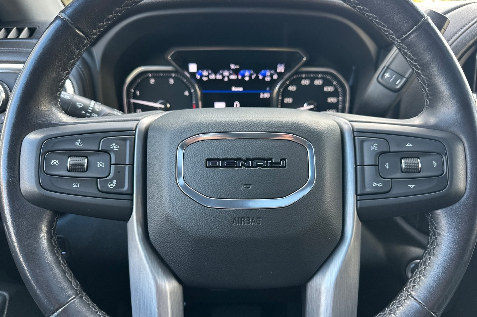 2022 GMC Sierra 3500HD Denali