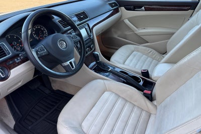 2013 Volkswagen Passat TDI SEL Premium