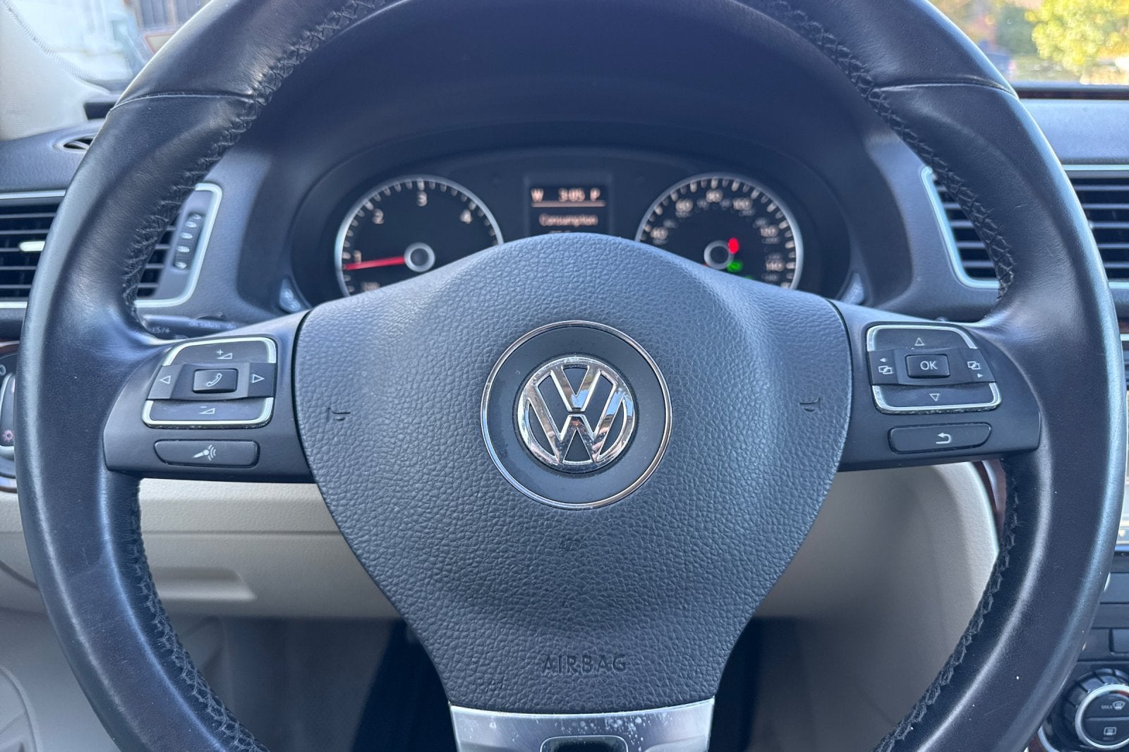 2013 Volkswagen Passat TDI SEL Premium