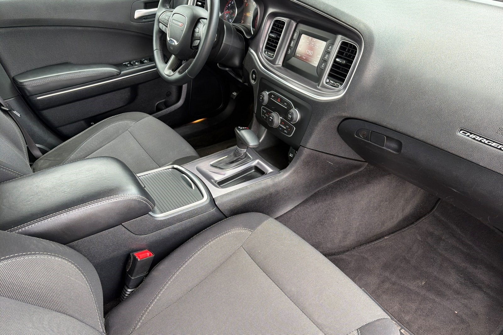 2015 Dodge Charger SE