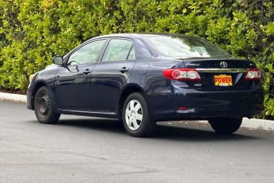 2011 Toyota Corolla LE