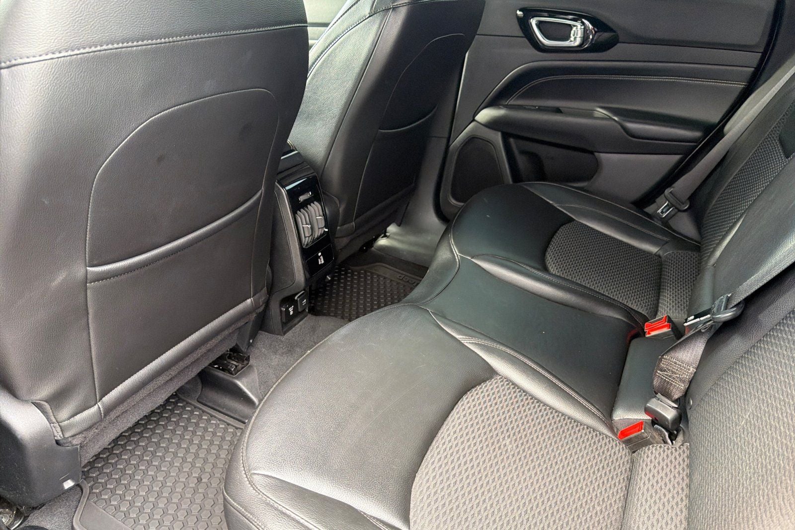 2022 Jeep Compass Altitude