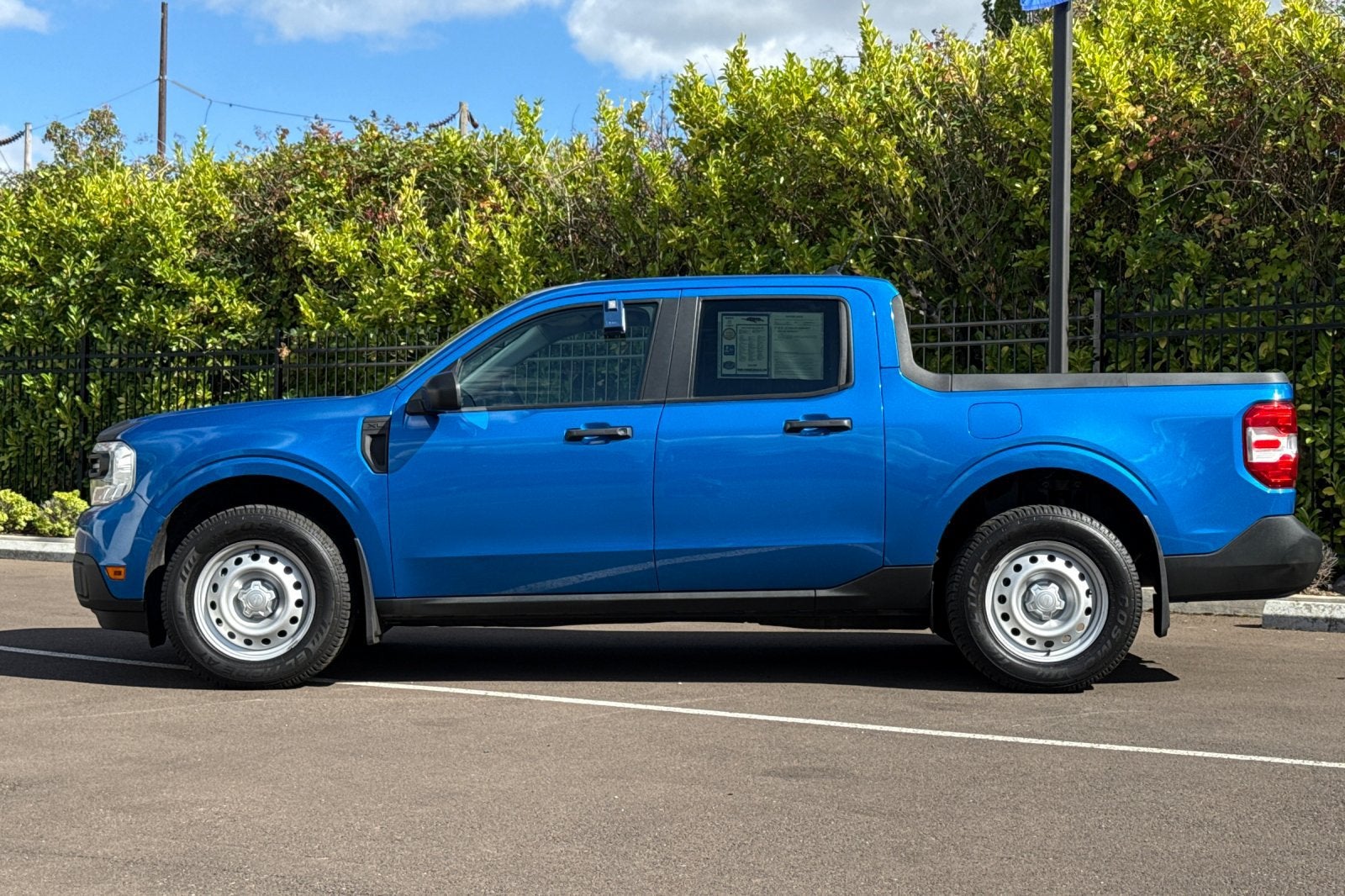 2022 Ford Maverick XL