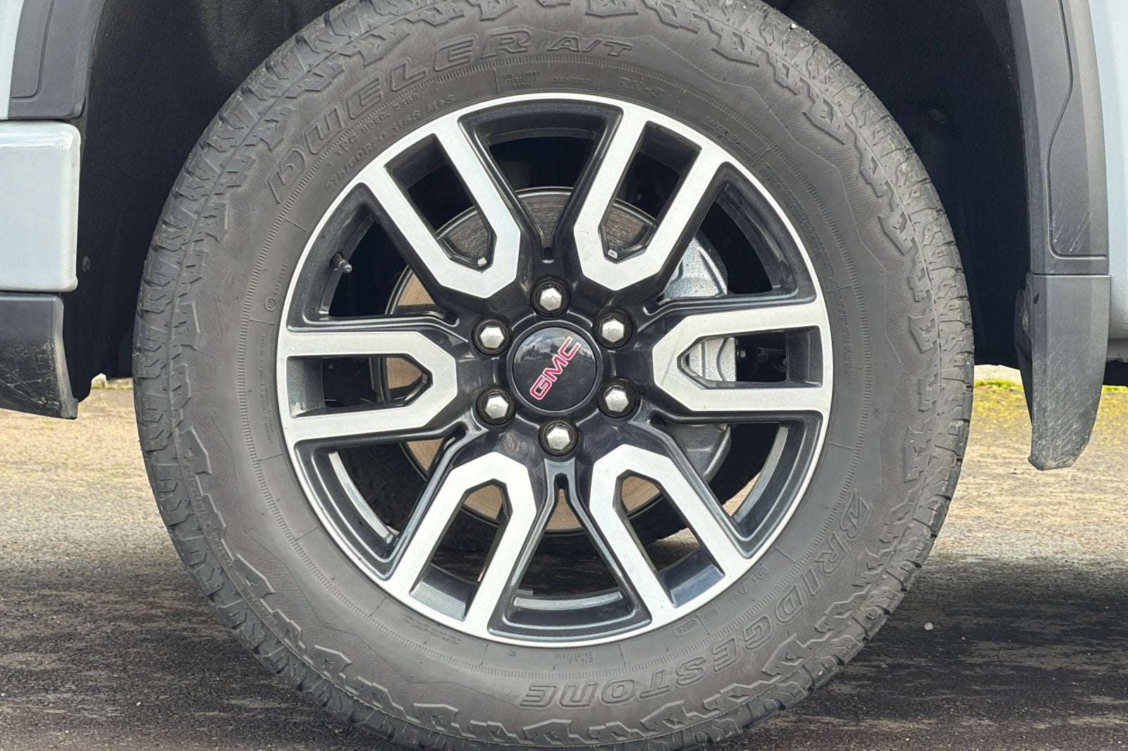 2025 GMC Sierra 1500 AT4