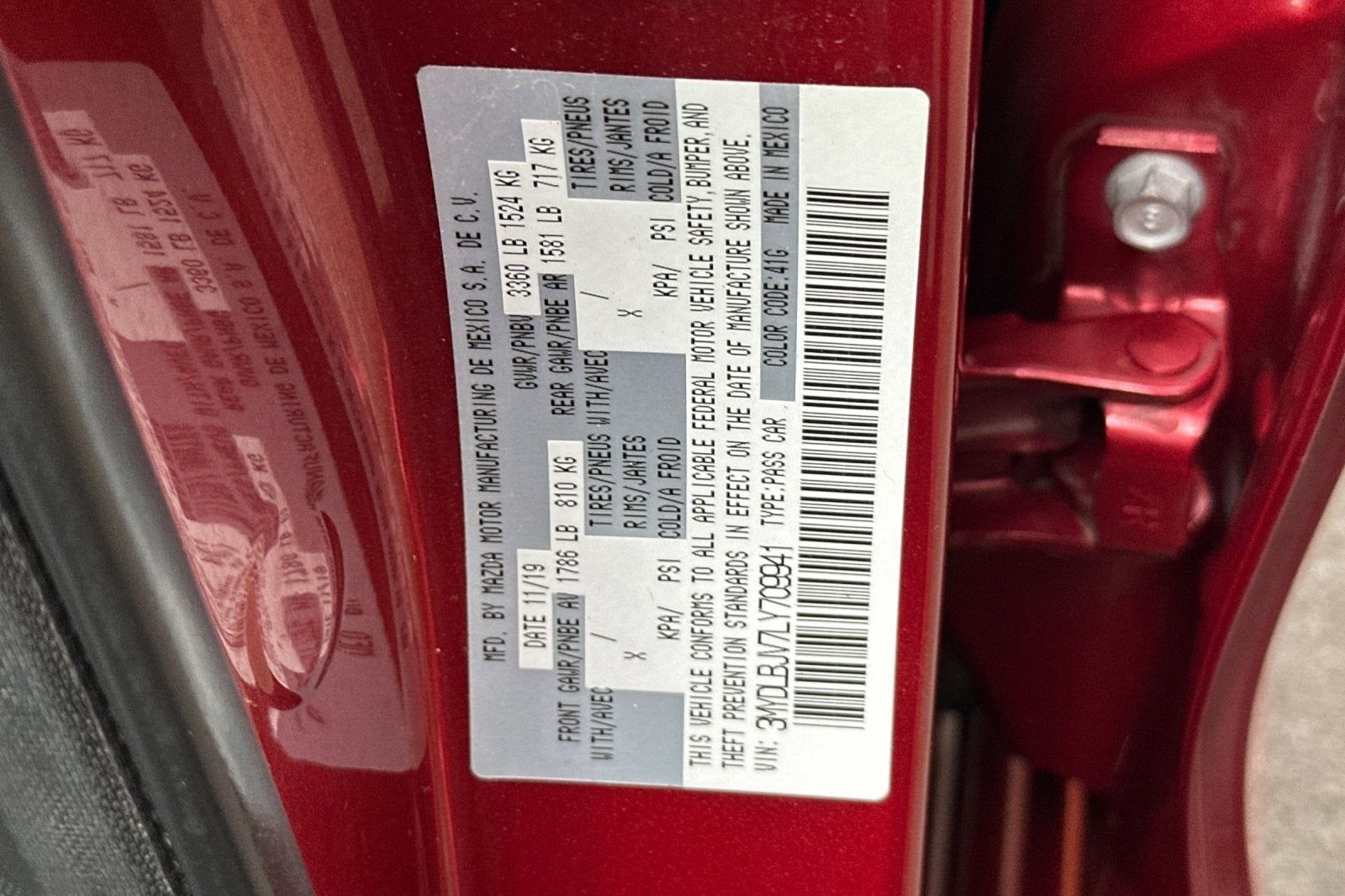 2020 Toyota Yaris XLE