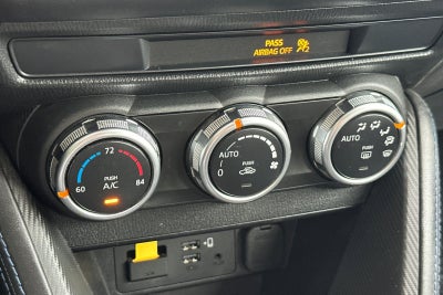 2020 Toyota Yaris XLE