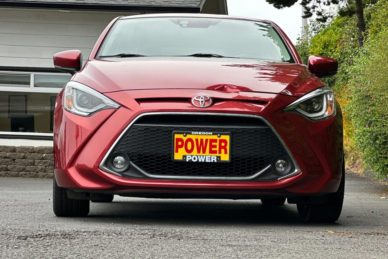 2020 Toyota Yaris XLE