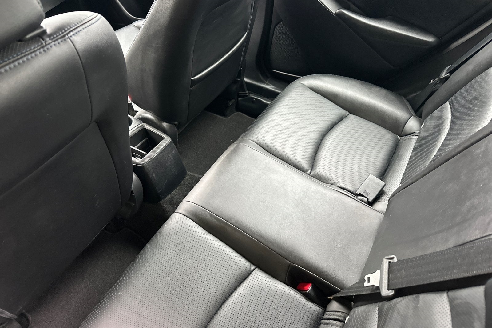 2020 Toyota Yaris XLE