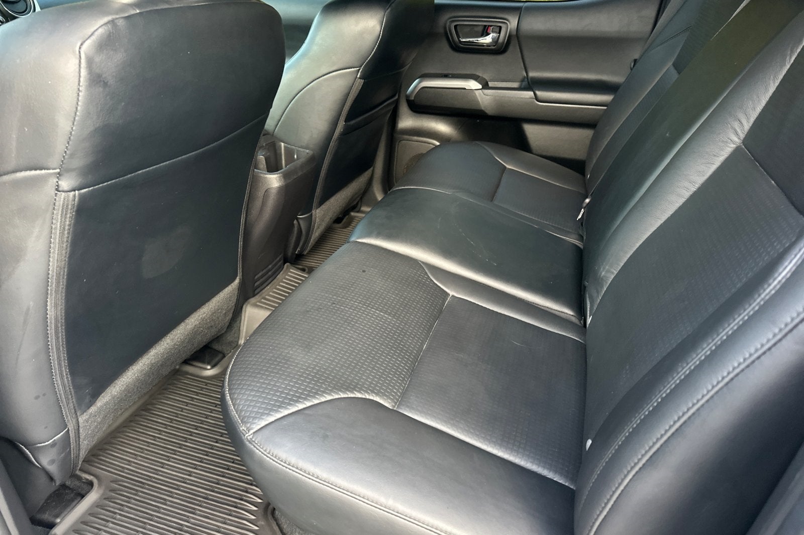 2023 Toyota Tacoma Limited V6